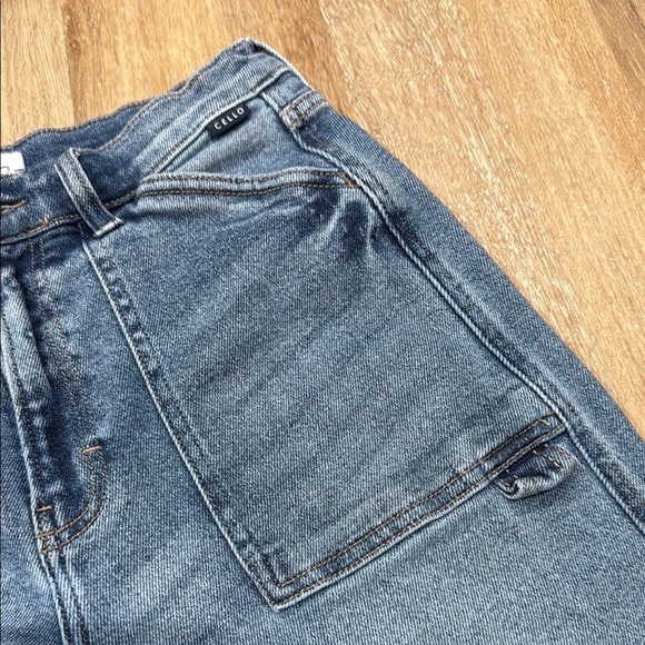 Cello High Rise Size 5 Women Jeans - Blue Straight Leg Jeans - Picture 6 of 10